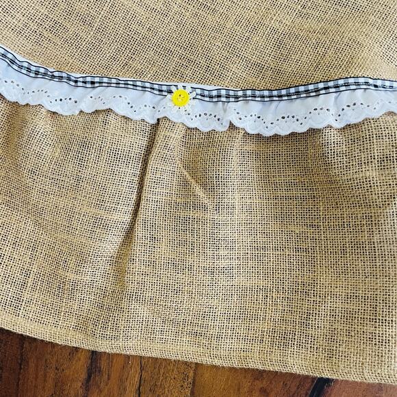 72" Round Burlap Tablecloth Natural Jute Ruffle Eyelet Trim Country Park Designs - Picture 5 of 5
